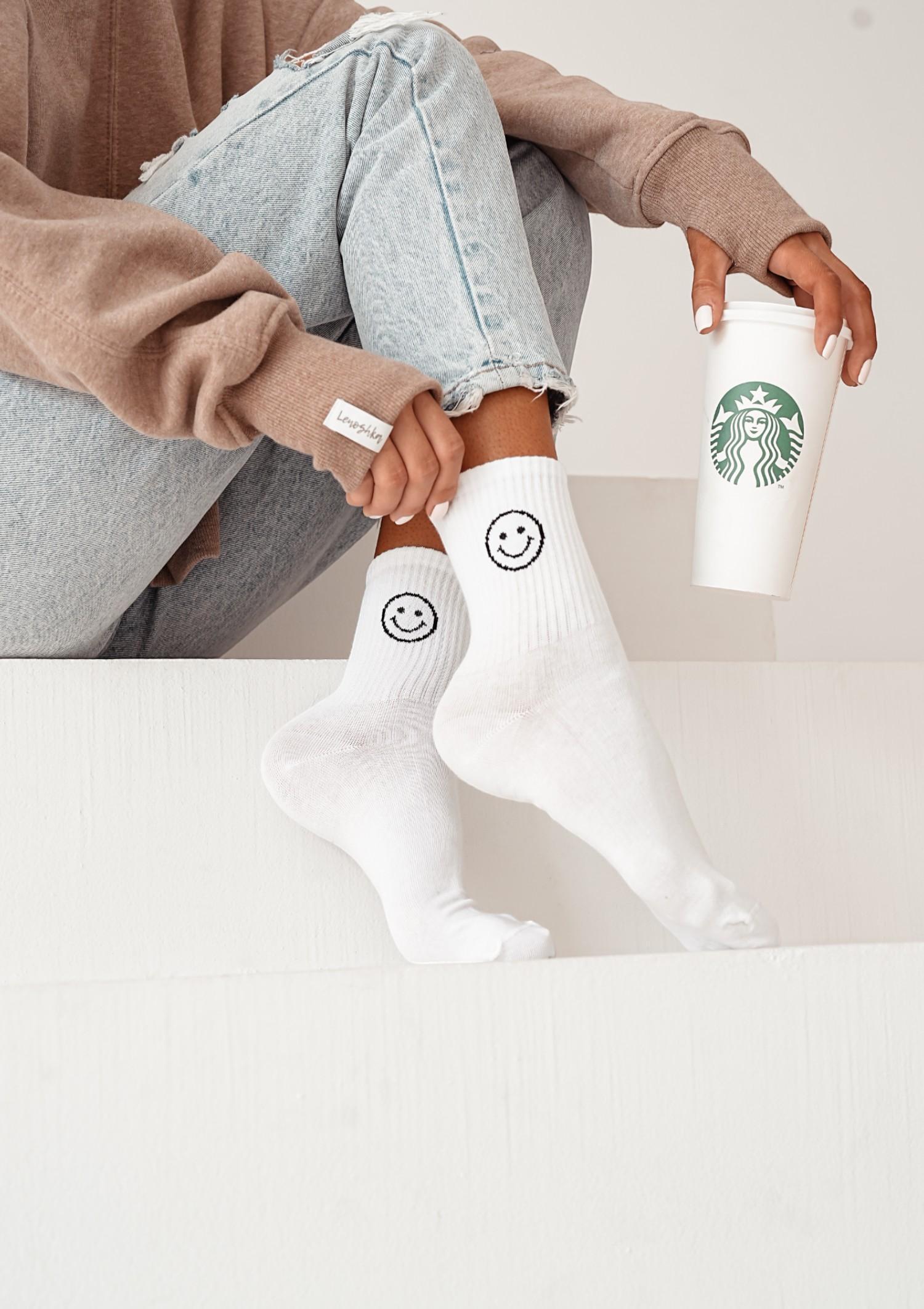 Skarpetki damskie białe z uśmiechniętą emotką Milena