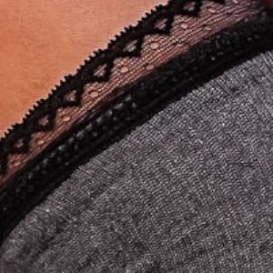 Zakolanówki damskie bawełniane z wąską koronką ciemny melanż Milena