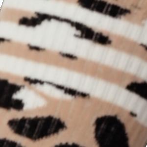 Skarpetki damskie w panterkę w sportowym stylu beż Milena